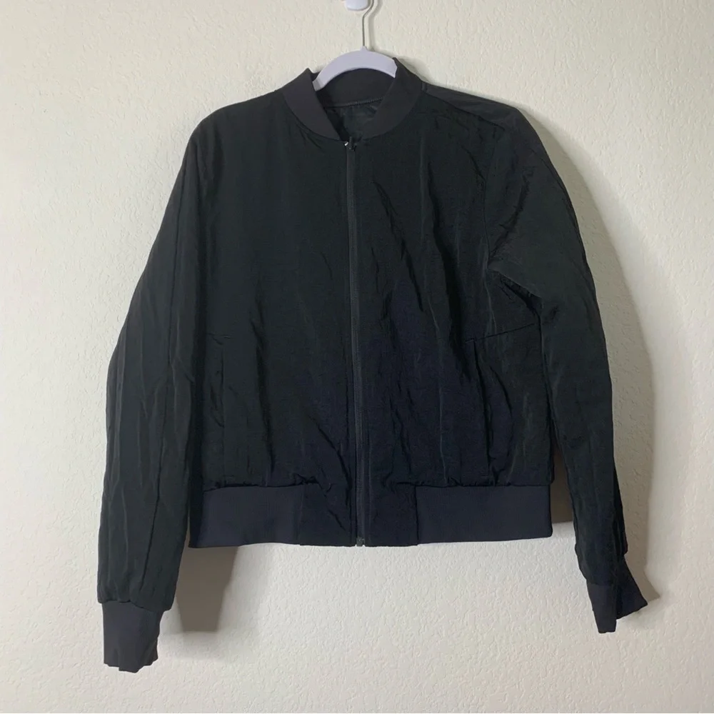 Lululemon womens black non stop reversible bomber jacket 12